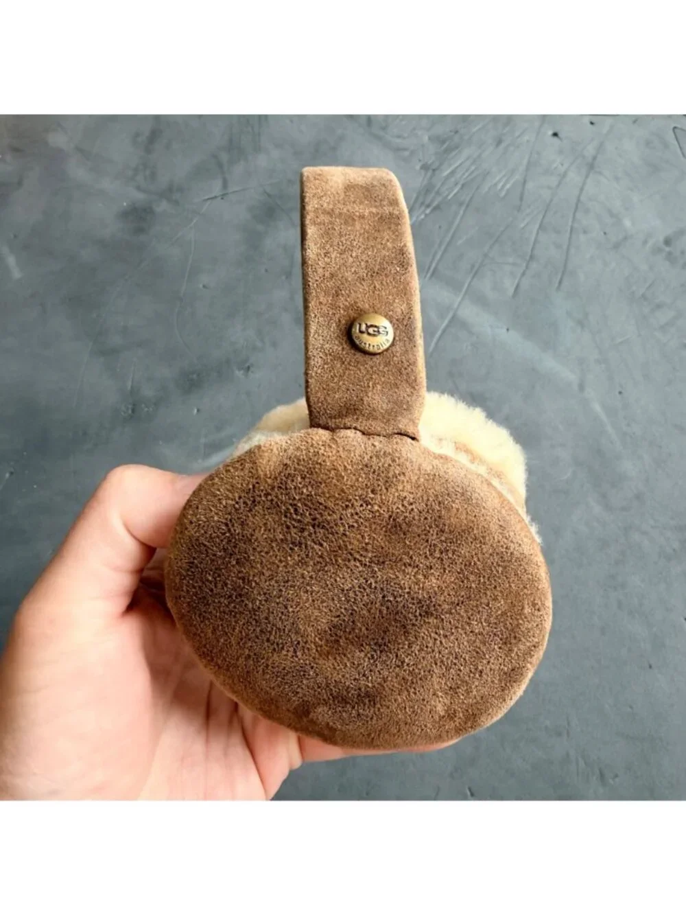 UGG Australia Sheepskin Earmuffs / headset Brown Suede Winter Ear Warmers - Picture 2 of 3